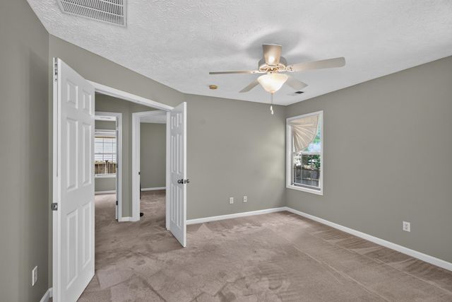 127 Starting Gate Point, Georgetown, KY 40324
