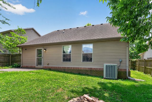 127 Starting Gate Point, Georgetown, KY 40324