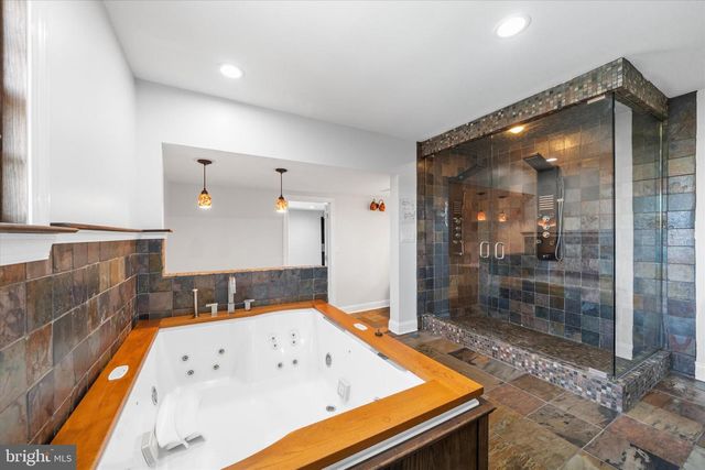 2159 MCCOY RD, Bear, DE 19701