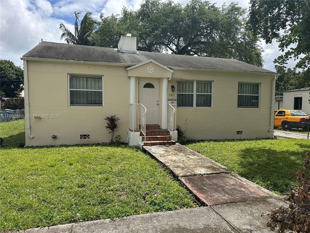 900 NW 75th St, Miami, FL 33150