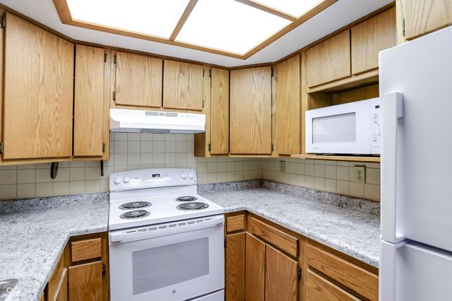 5701 Bradston Way, Indianapolis, IN 46237