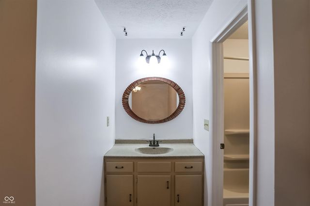 5701 Bradston Way, Indianapolis, IN 46237