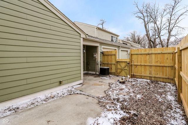 5701 Bradston Way, Indianapolis, IN 46237