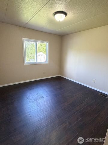 236 Gray Road, Toledo, WA 98591