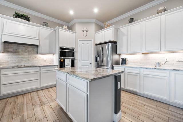 2306 141st Street, Lubbock, TX 79423