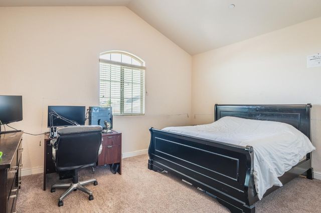 4102 Duncan Avenue, Clovis, CA 93619