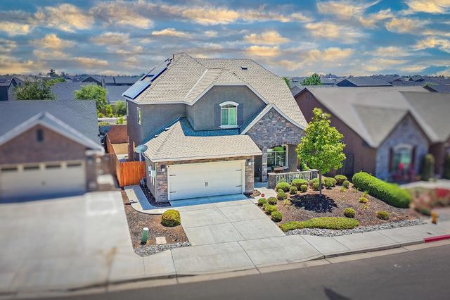 4102 Duncan Avenue, Clovis, CA 93619