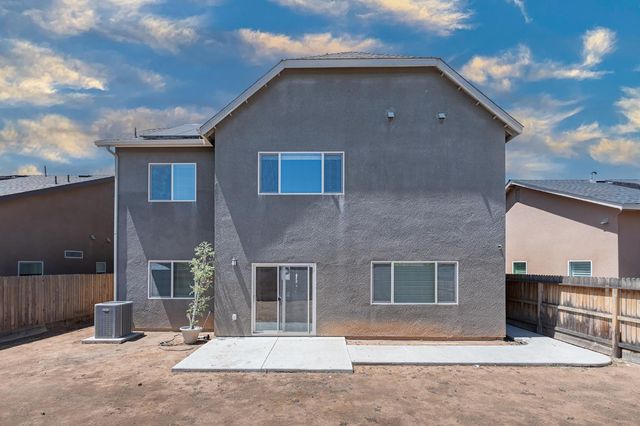 4102 Duncan Avenue, Clovis, CA 93619