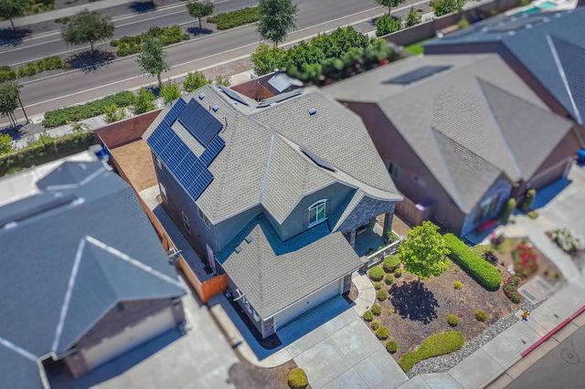 4102 Duncan Avenue, Clovis, CA 93619