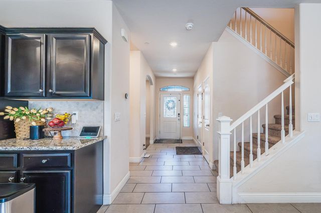 4102 Duncan Avenue, Clovis, CA 93619