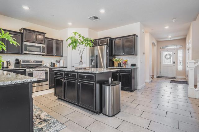 4102 Duncan Avenue, Clovis, CA 93619