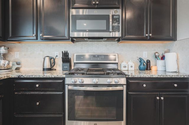 4102 Duncan Avenue, Clovis, CA 93619