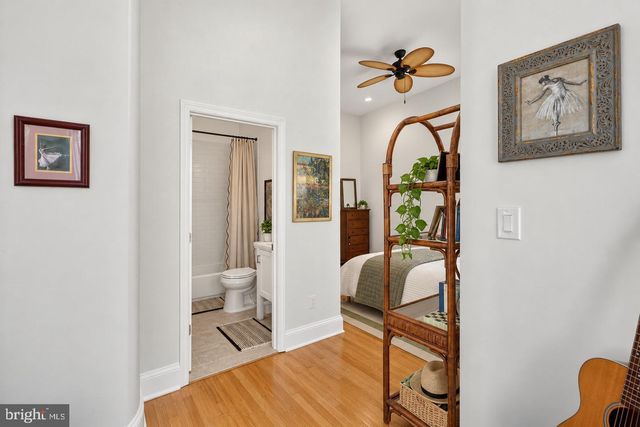 251 8TH ST NE, Washington, DC 20002