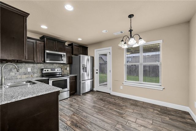 1280 General McCrae Drive, Prairie Grove, AR 72753