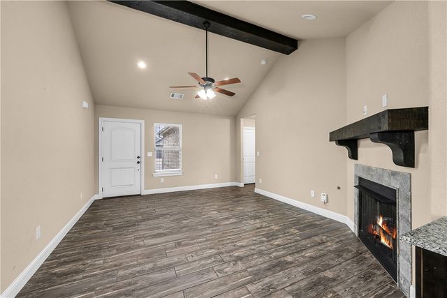 1280 General McCrae Drive, Prairie Grove, AR 72753