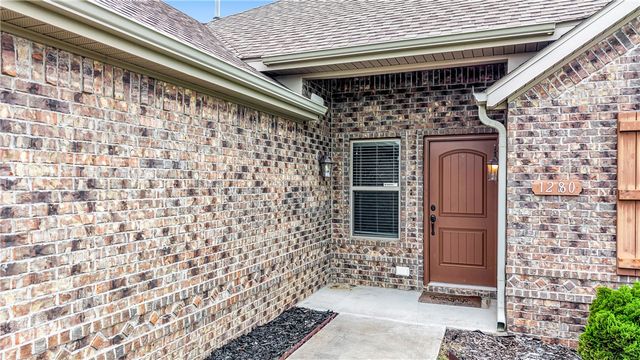 1280 General McCrae Drive, Prairie Grove, AR 72753