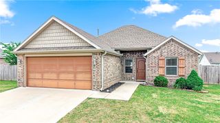 1280 General McCrae Drive, Prairie Grove, AR 72753