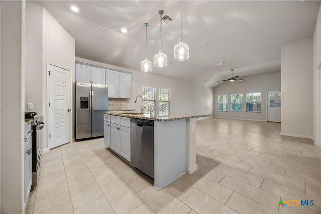 531 Scenic Song Drive, Spring Branch, TX 78070
