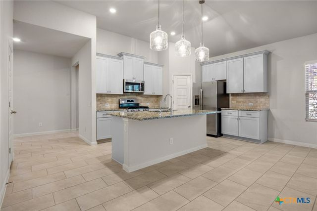 531 Scenic Song Drive, Spring Branch, TX 78070