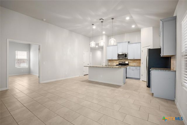 531 Scenic Song Drive, Spring Branch, TX 78070