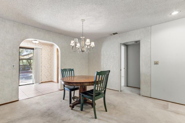 4765 Kennedy Ct, Rocklin, CA 95677