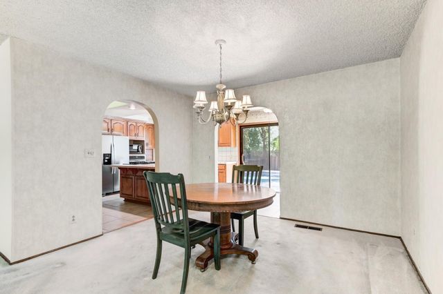 4765 Kennedy Ct, Rocklin, CA 95677