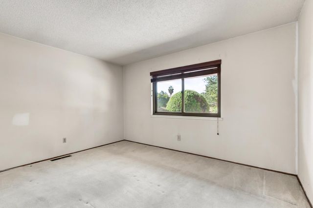 4765 Kennedy Ct, Rocklin, CA 95677