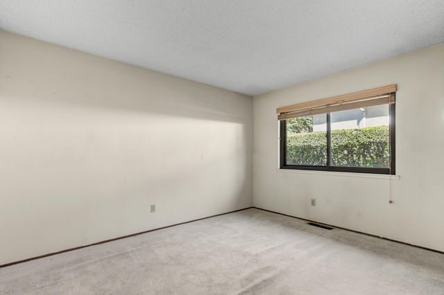 4765 Kennedy Ct, Rocklin, CA 95677