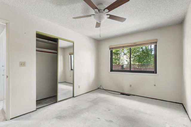4765 Kennedy Ct, Rocklin, CA 95677