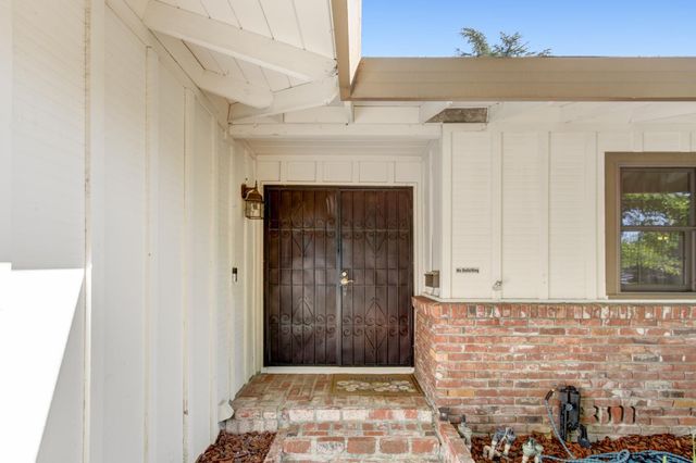 4765 Kennedy Ct, Rocklin, CA 95677
