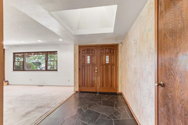 4765 Kennedy Ct, Rocklin, CA 95677