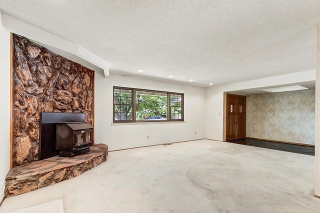4765 Kennedy Ct, Rocklin, CA 95677