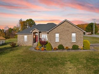 152 Fern Drive, Somerset, KY 42501