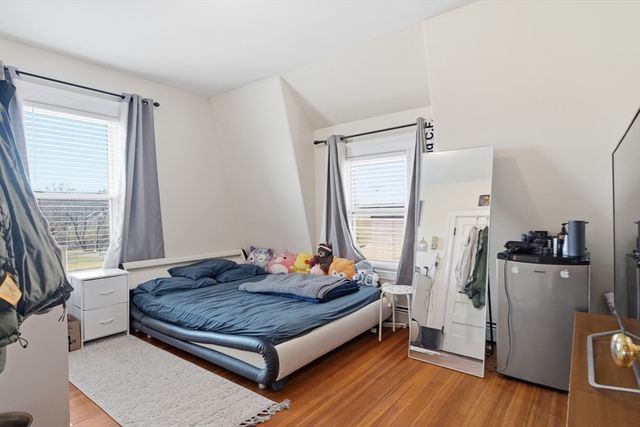 53 Dungeon Ave, Lynn, MA 01905