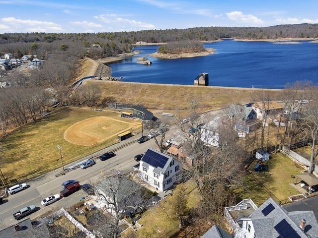 53 Dungeon Ave, Lynn, MA 01905