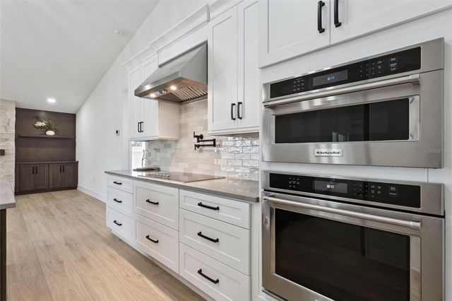 3146 HAMMOCK GROVE ROAD, Groveland, FL 34736