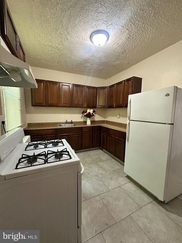 448 W HANOVER ST, Trenton, NJ 08618