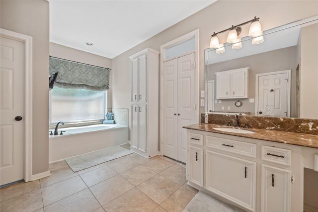 5902 Cardinal Creek Way, Kingwood, TX 77345