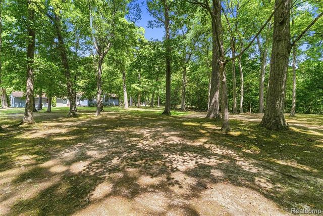 1905 Justice Drive, Ortonville, MI 48462