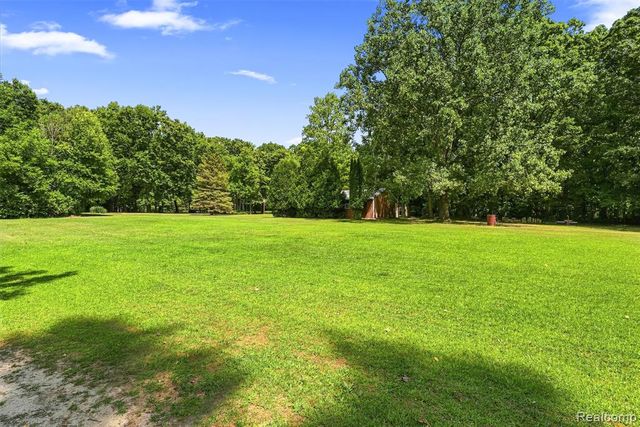 1905 Justice Drive, Ortonville, MI 48462