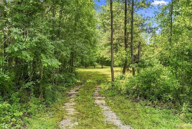 1905 Justice Drive, Ortonville, MI 48462