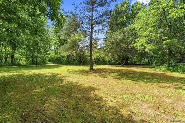 1905 Justice Drive, Ortonville, MI 48462