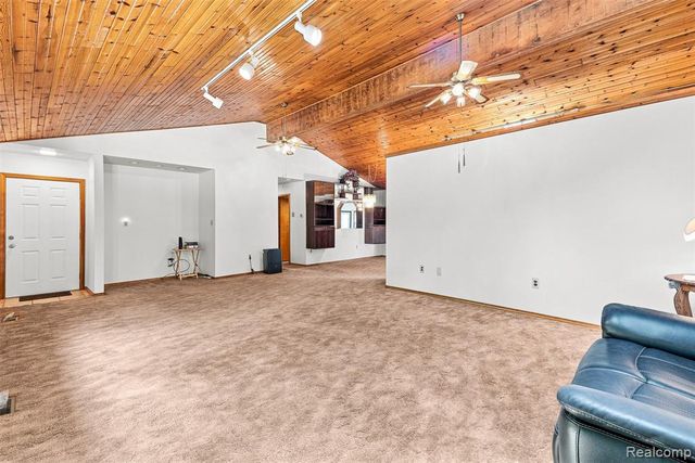 1905 Justice Drive, Ortonville, MI 48462