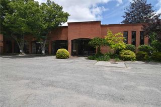 550 Main Road, Tiverton, RI 02878
