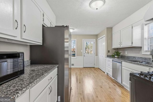 285 Tyson Circle, Roswell, GA 30076