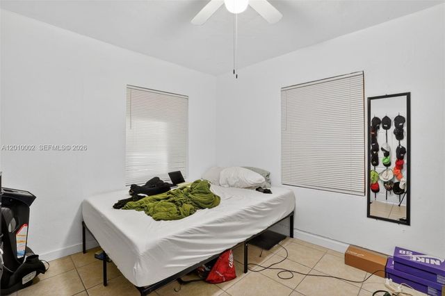 5925 SW 64th St, South Miami, FL 33143