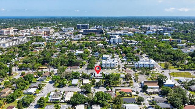 5925 SW 64th St, South Miami, FL 33143