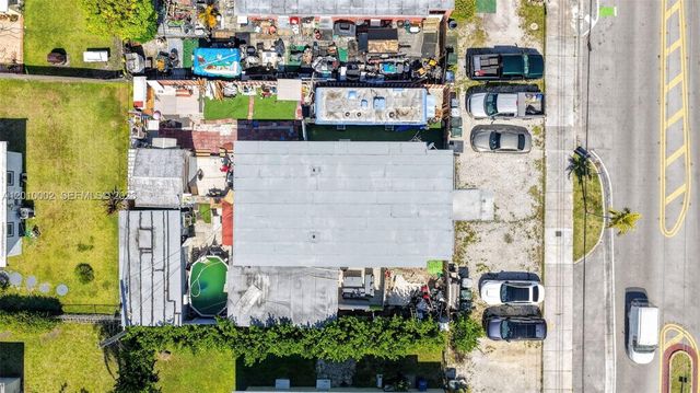 5925 SW 64th St, South Miami, FL 33143