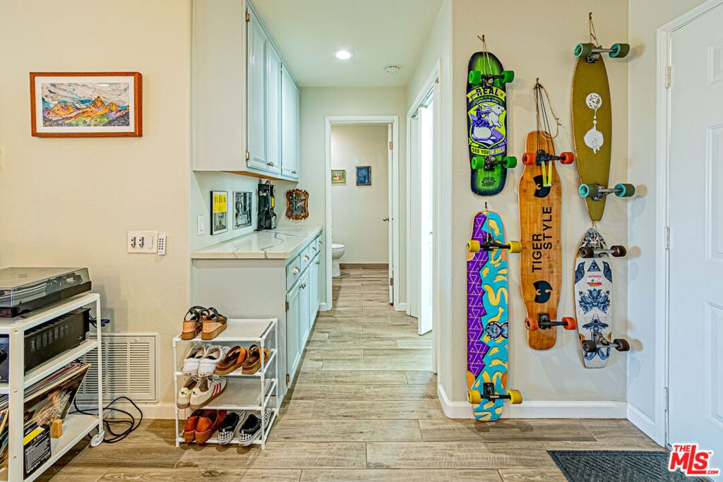 Image 24 of property listing at 415 Townsquare Lane 325, Huntington Beach, CA 92648