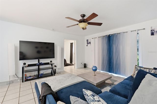 6340 NEWTOWN CIRCLE 40A2, Tampa, FL 33615